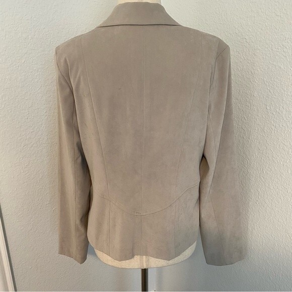 Cato Cream Tan Blazer Jacket Unique Waist & Back Detail Suede Soft Feel Size 12 - Picture 4 of 10